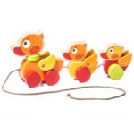 CUBIKA traukiamas žaislas Keliaujantys ančiukai