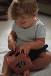 Silikoninis lavinamasis kubas su medine lenta - Image 2