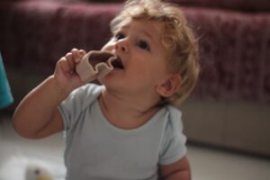 Silikoninis lavinamasis kubas su medine lenta - Image 3